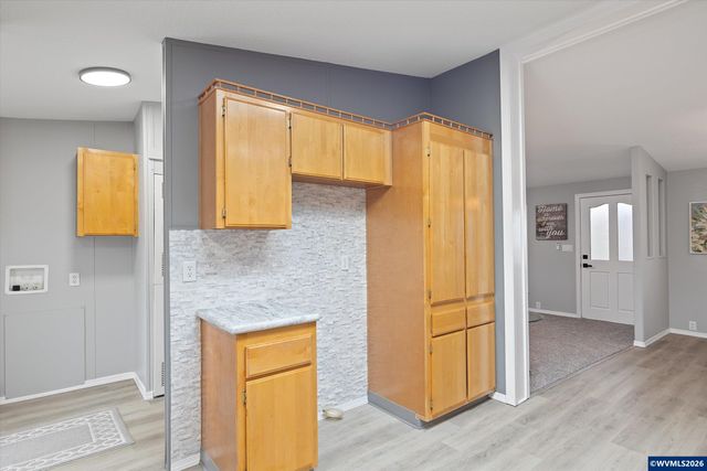 1475 Abbey Ln, Lafayette, OR 97127