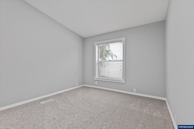 1475 Abbey Ln, Lafayette, OR 97127