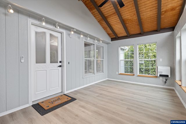 1475 Abbey Ln, Lafayette, OR 97127