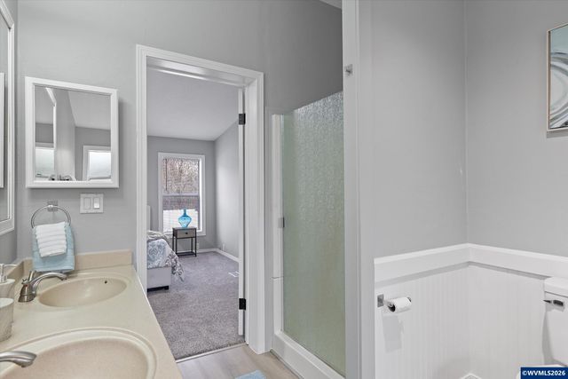 1475 Abbey Ln, Lafayette, OR 97127