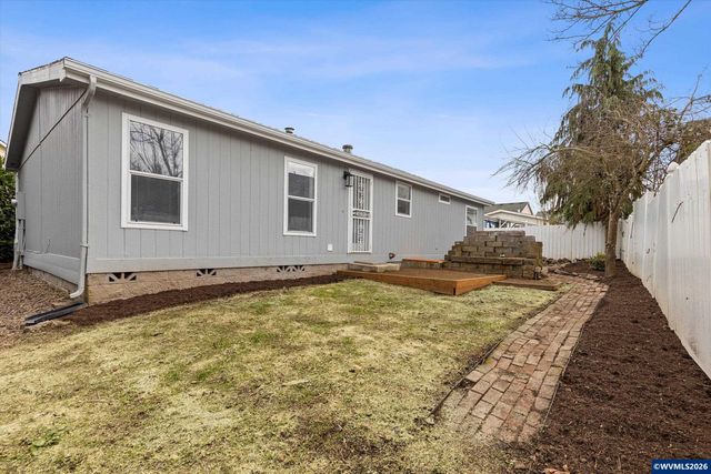 1475 Abbey Ln, Lafayette, OR 97127