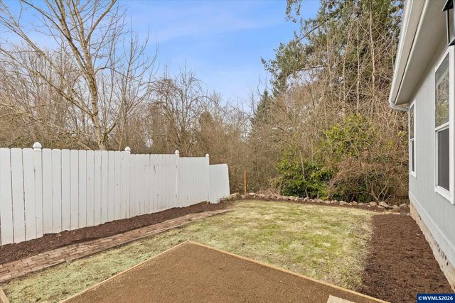 1475 Abbey Ln, Lafayette, OR 97127