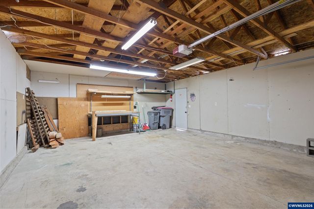 1475 Abbey Ln, Lafayette, OR 97127
