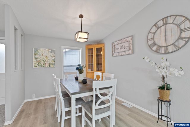 1475 Abbey Ln, Lafayette, OR 97127