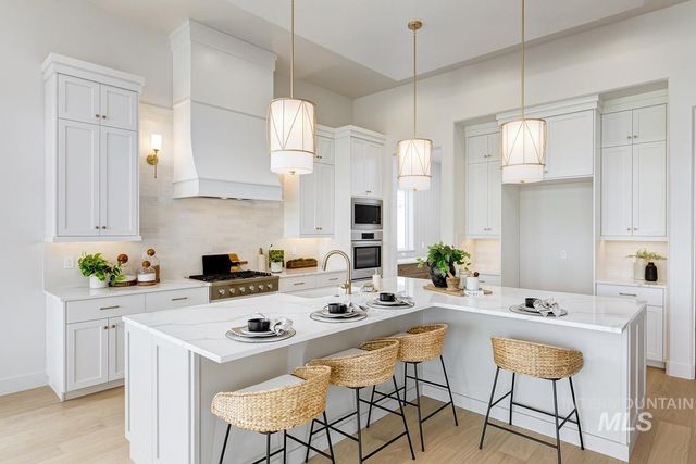 13758 N Ruffed Grouse Way, Boise, ID 83714