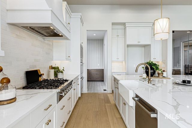 13758 N Ruffed Grouse Way, Boise, ID 83714