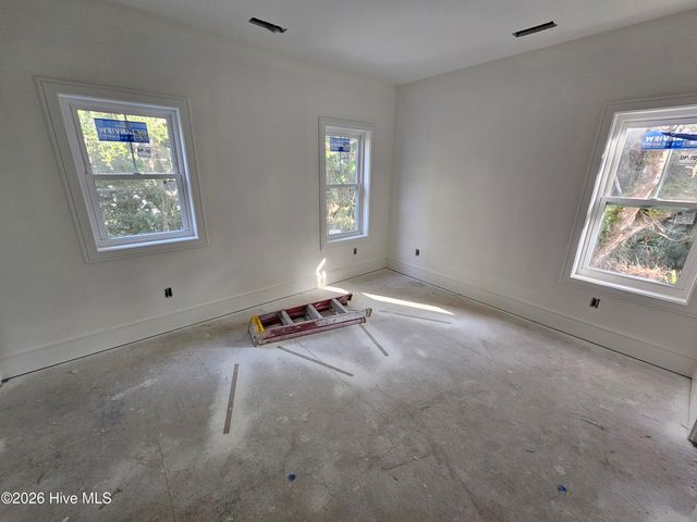 4 Dogwood Trail, Southport, NC 28461