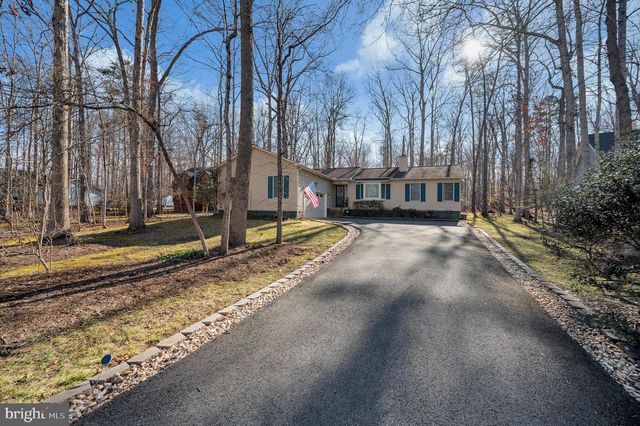 821 EASTOVER PKWY, Locust Grove, VA 22508