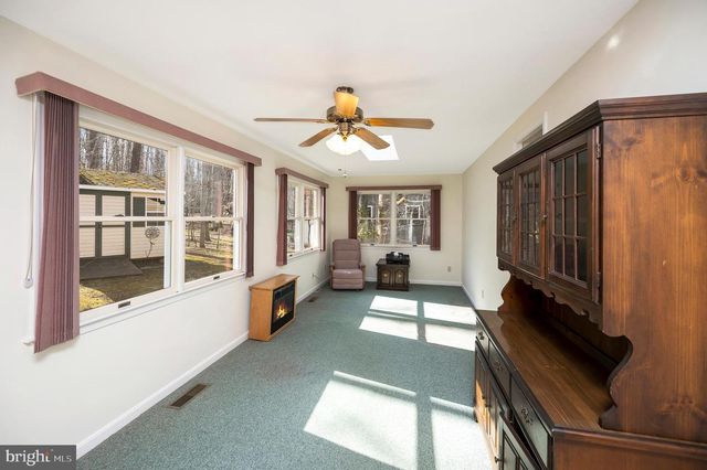 821 EASTOVER PKWY, Locust Grove, VA 22508