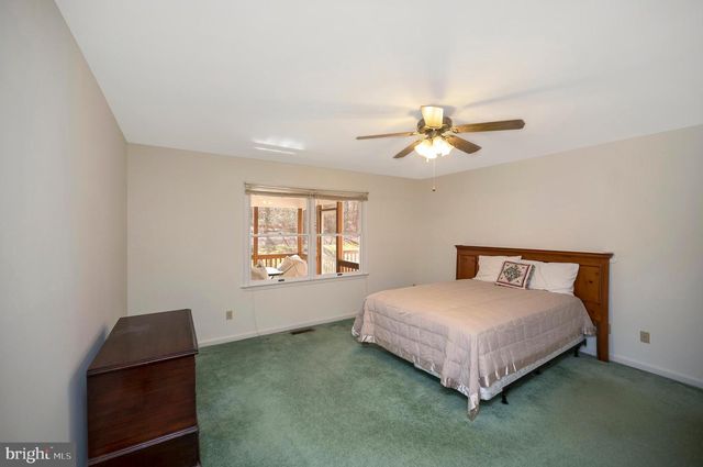 821 EASTOVER PKWY, Locust Grove, VA 22508