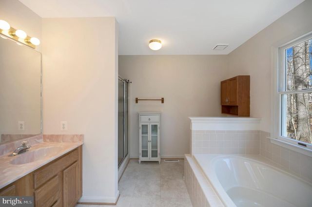 821 EASTOVER PKWY, Locust Grove, VA 22508