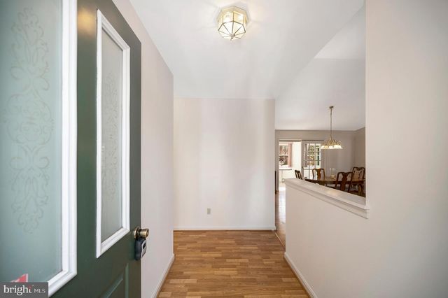 821 EASTOVER PKWY, Locust Grove, VA 22508