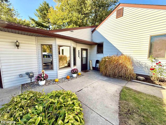 47103 Ladd Avenue, Shelby Twp, MI 48317