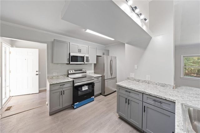 667 Alcovy forest Drive, Lawrenceville, GA 30045