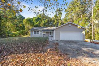 667 Alcovy forest Drive, Lawrenceville, GA 30045
