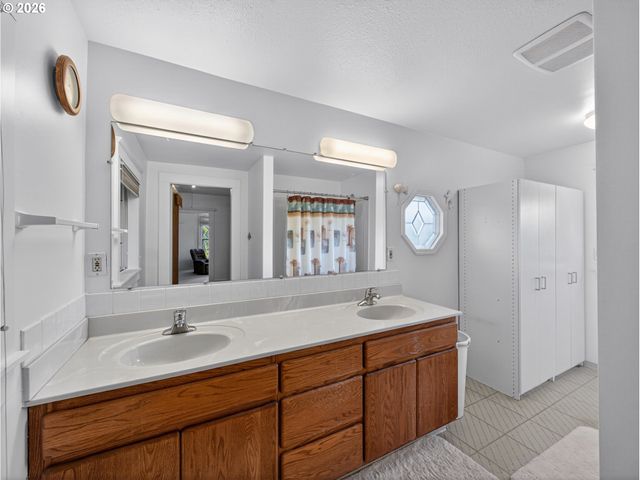 1007 Nw 78TH St, Vancouver, WA 98665