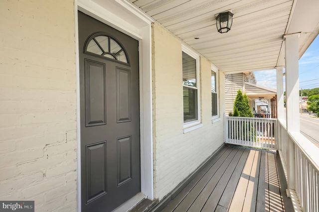 86 S MAIN ST, Dover, PA 17315