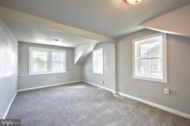 86 S MAIN ST, Dover, PA 17315