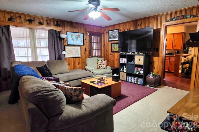 516 S Mulberry Street, Statesville, NC 28677