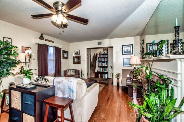 516 S Mulberry Street, Statesville, NC 28677