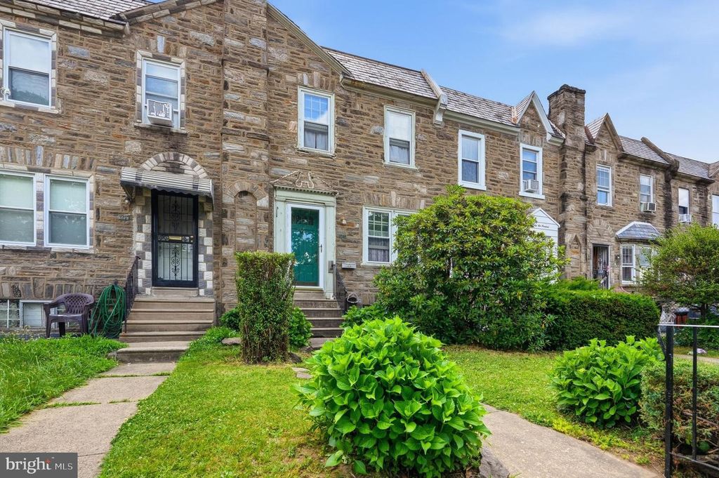6621 LARGE ST, Philadelphia, PA 19149
