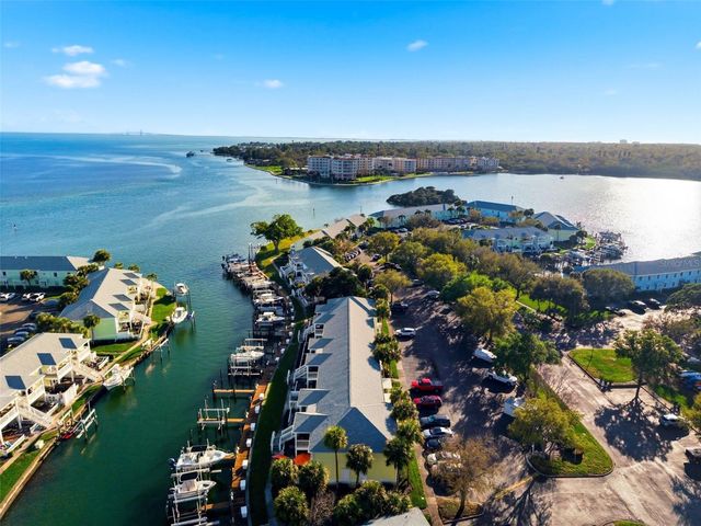 5174 BEACH DRIVE SE D, St Petersburg, FL 33705