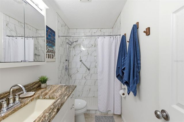 5174 BEACH DRIVE SE D, St Petersburg, FL 33705