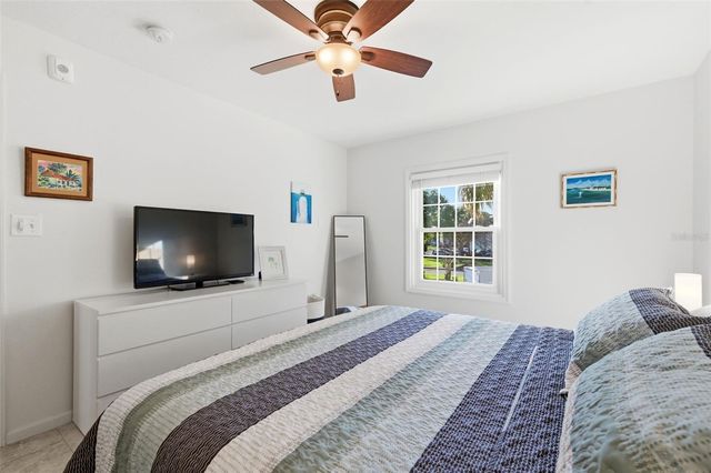 5174 BEACH DRIVE SE D, St Petersburg, FL 33705