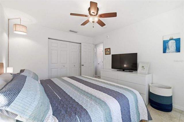 5174 BEACH DRIVE SE D, St Petersburg, FL 33705