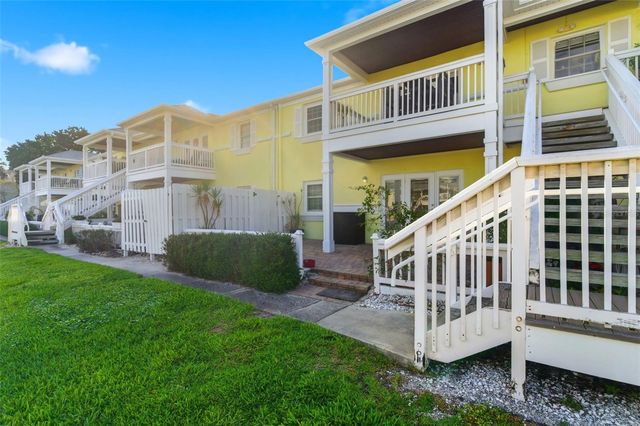 5174 BEACH DRIVE SE D, St Petersburg, FL 33705