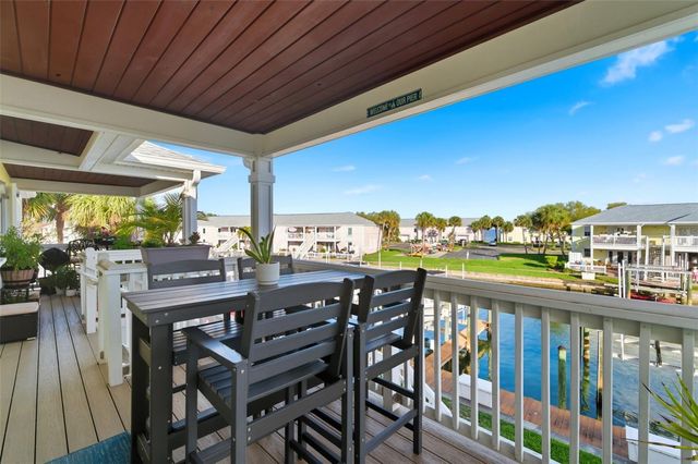 5174 BEACH DRIVE SE D, St Petersburg, FL 33705