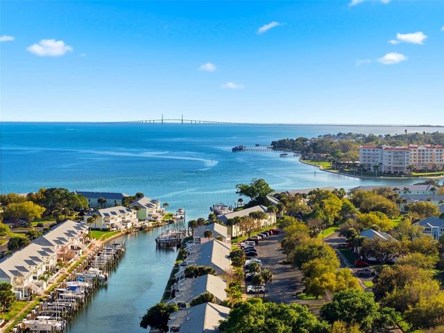 5174 BEACH DRIVE SE D, St Petersburg, FL 33705