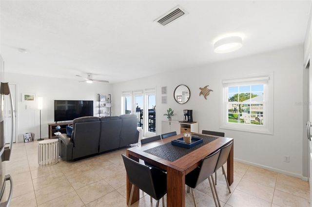 5174 BEACH DRIVE SE D, St Petersburg, FL 33705