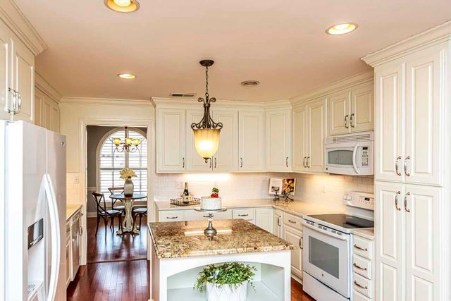 47 CLEMENTINE RD, Atoka, TN 38004