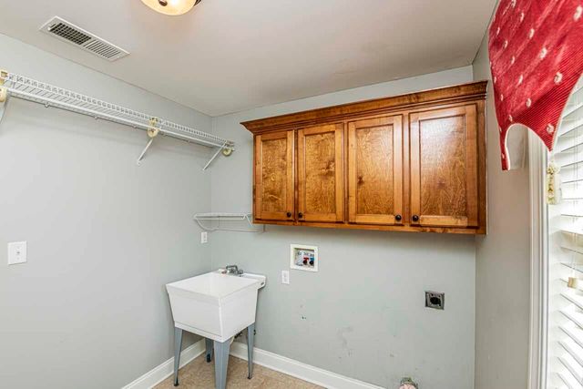 47 CLEMENTINE RD, Atoka, TN 38004