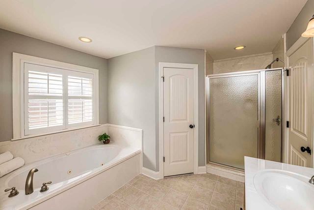 47 CLEMENTINE RD, Atoka, TN 38004