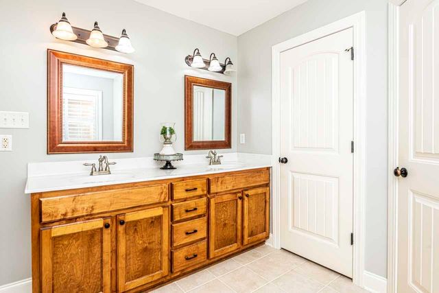 47 CLEMENTINE RD, Atoka, TN 38004