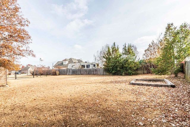 47 CLEMENTINE RD, Atoka, TN 38004