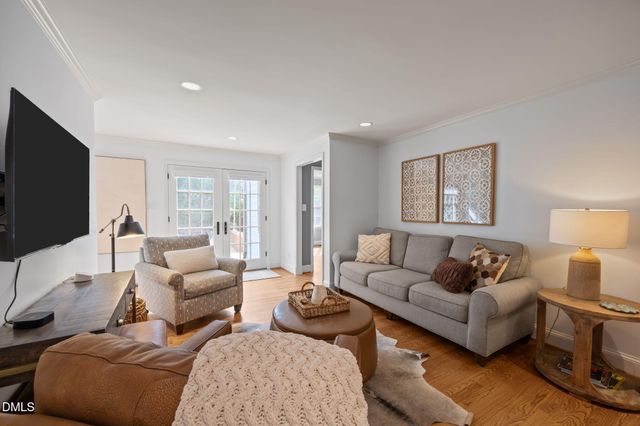 1802 Pineview Street, Raleigh, NC 27608