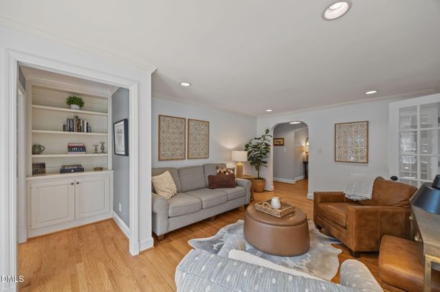 1802 Pineview Street, Raleigh, NC 27608