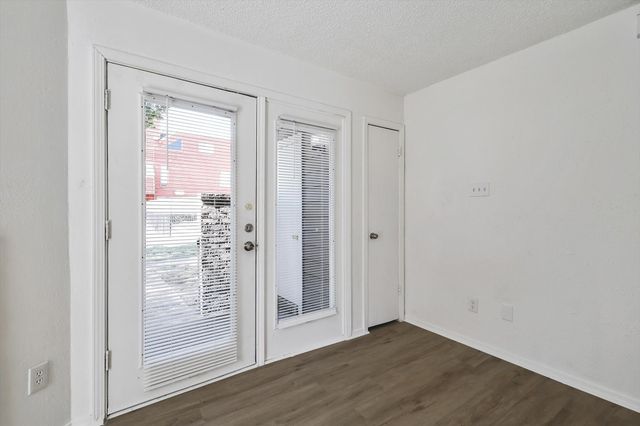 9835 Walnut Street 106, Dallas, TX 75243