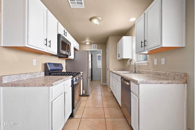 10720 CANYON SAGE Drive, El Paso, TX 79924