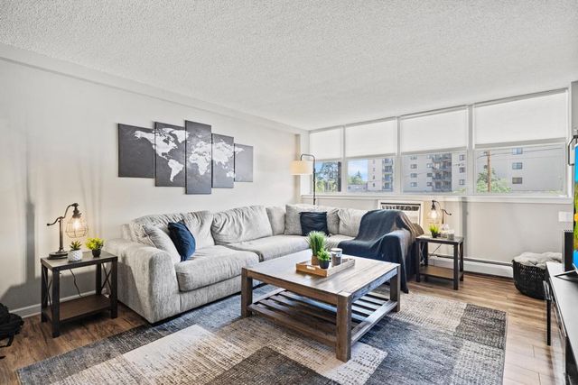 3150 Excelsior Boulevard 101, Minneapolis, MN 55416