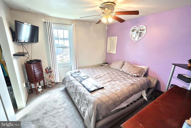 2508 MANOR RD, York, PA 17408