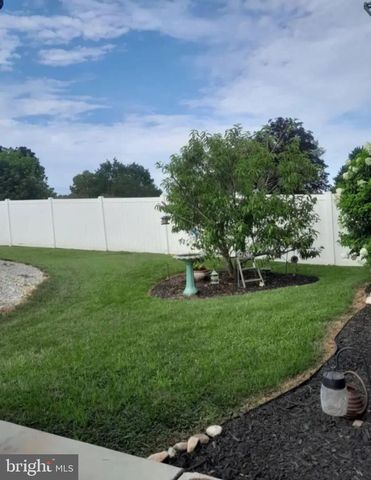 2508 MANOR RD, York, PA 17408