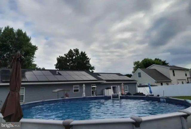 2508 MANOR RD, York, PA 17408