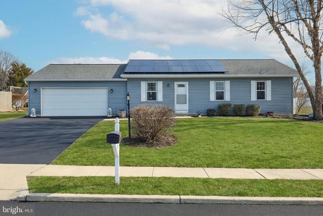 2508 MANOR RD, York, PA 17408
