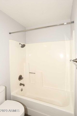 522 W BLACKHAWK Drive 4, Phoenix, AZ 85027