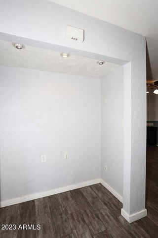 522 W BLACKHAWK Drive 4, Phoenix, AZ 85027