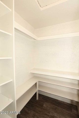 522 W BLACKHAWK Drive 4, Phoenix, AZ 85027